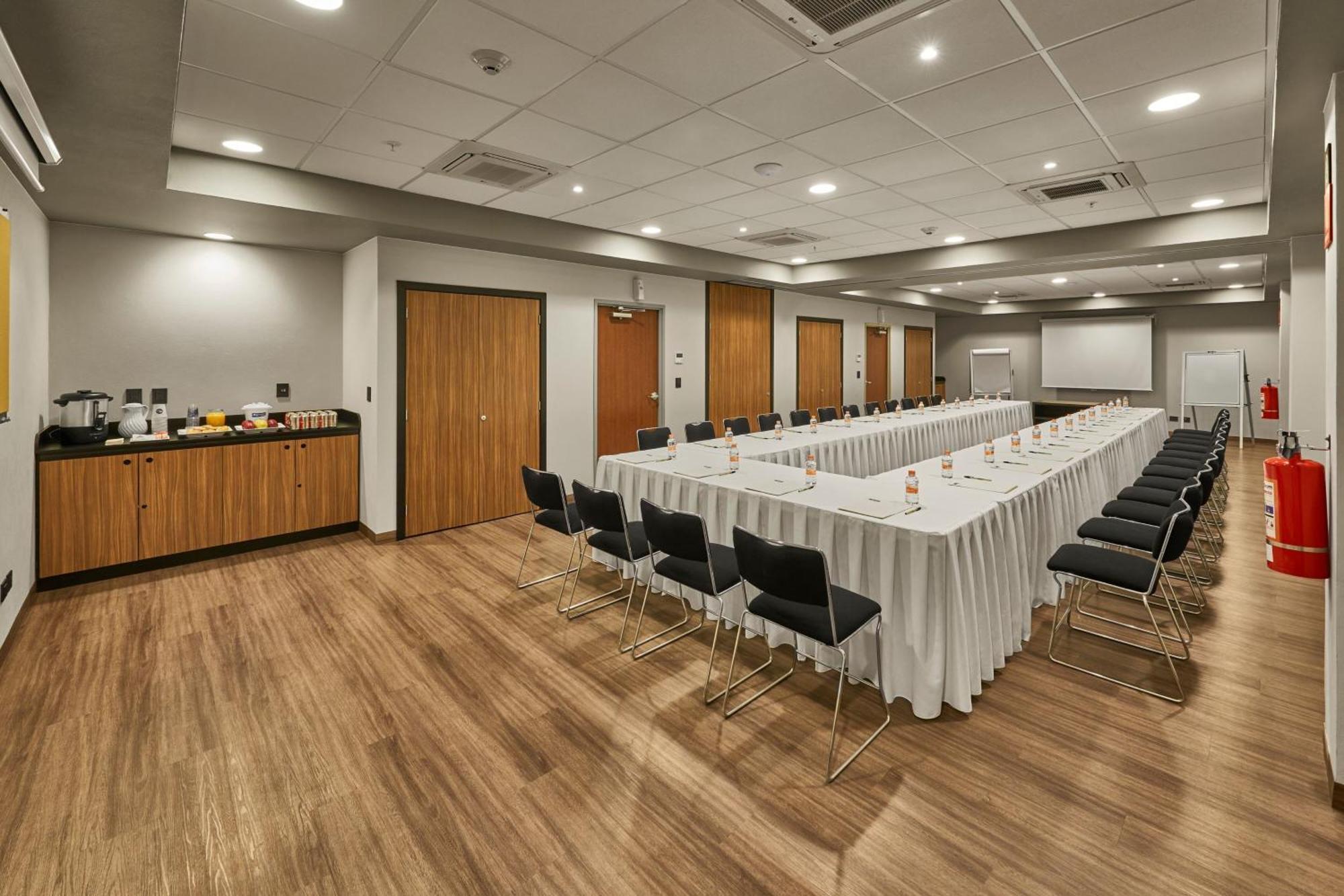 City Express By Marriott Hermosillo Expo Ngoại thất bức ảnh